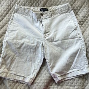 J.Crew Mens khaki shorts 32w 9” inseam